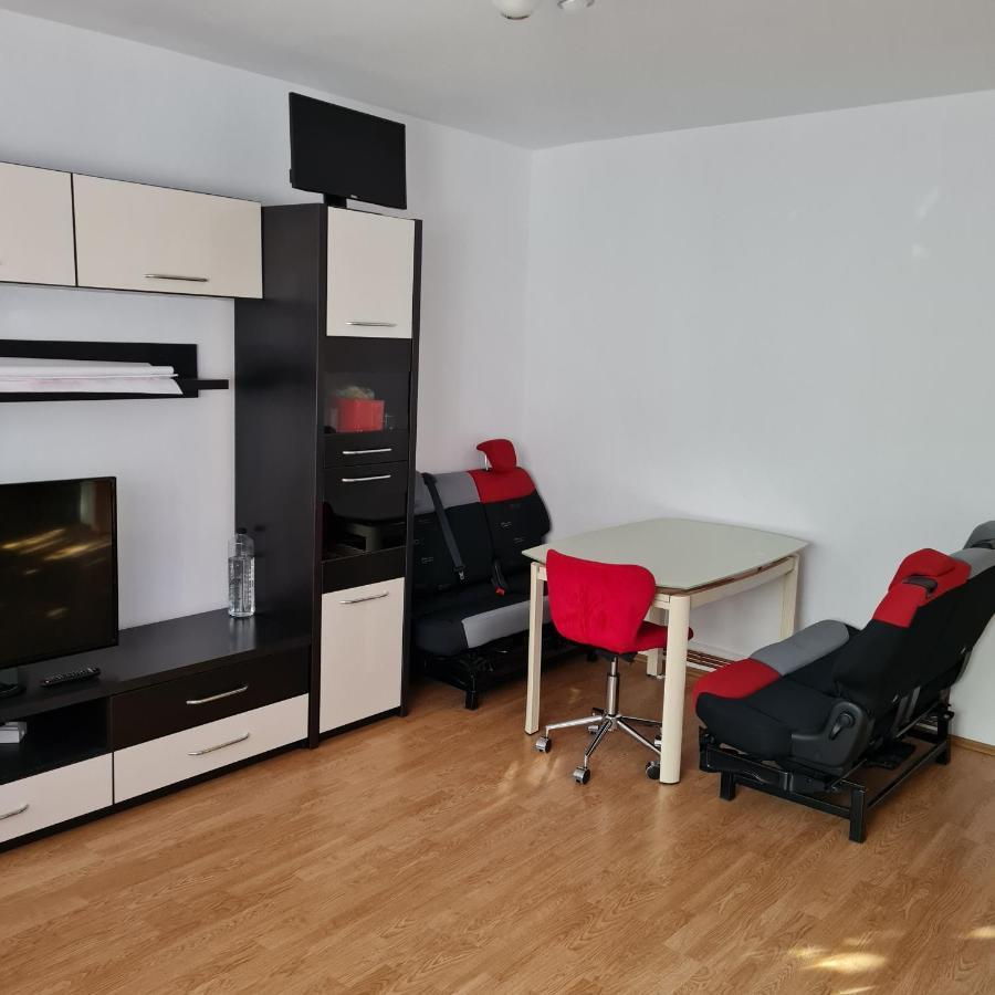 Apartament 2 Camere - Pitesti / 2-Rooms Apartment - Pitesti Luaran gambar