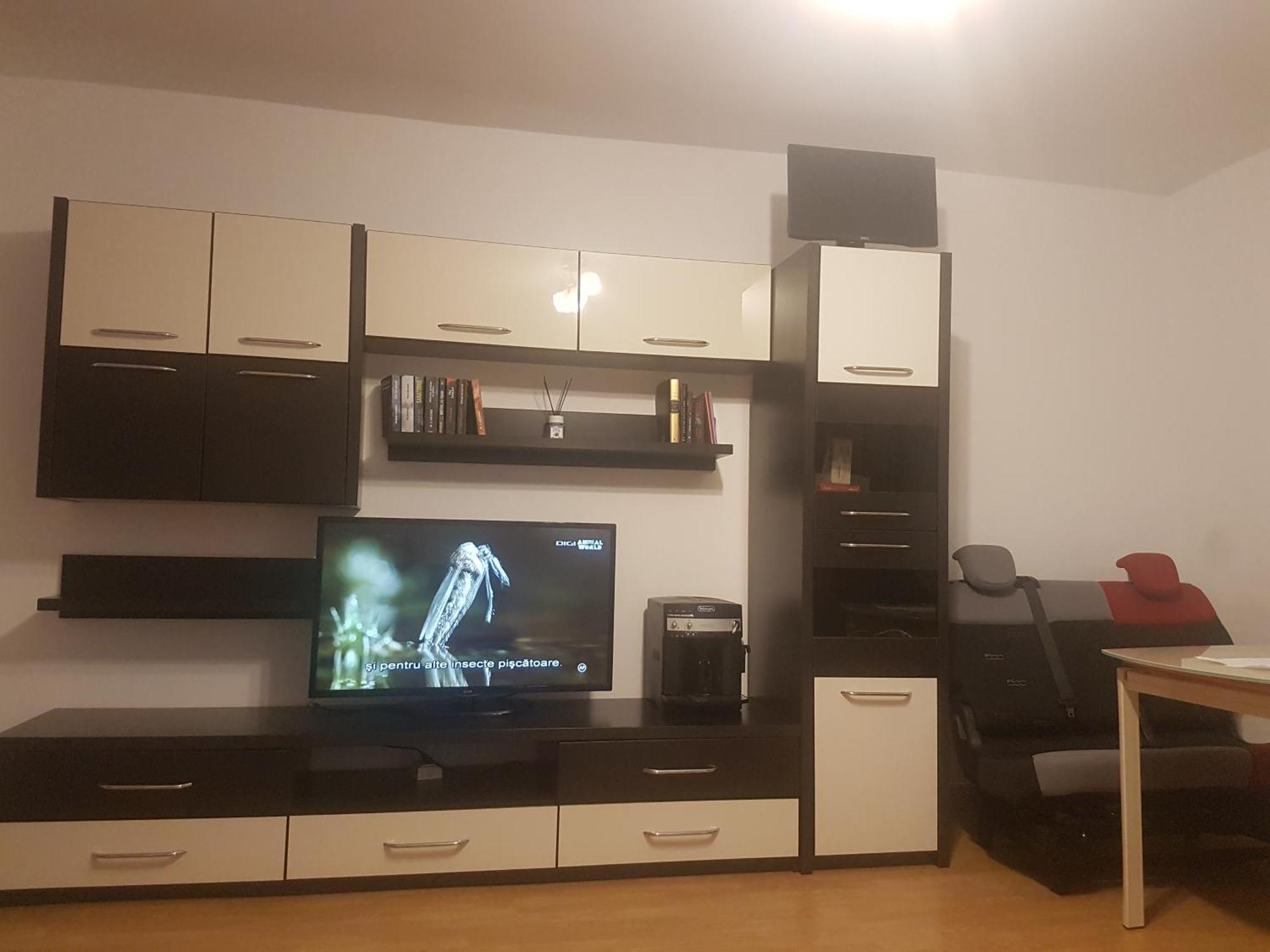 Apartament 2 Camere - Pitesti / 2-Rooms Apartment - Pitesti Luaran gambar